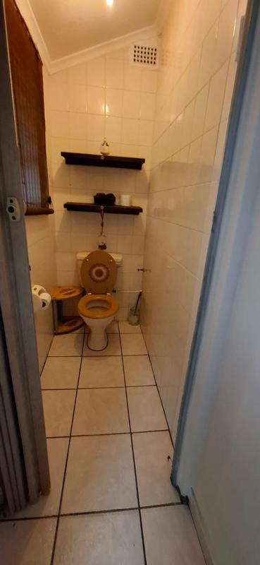 2 Bedroom Property for Sale in Ruyterwacht Western Cape